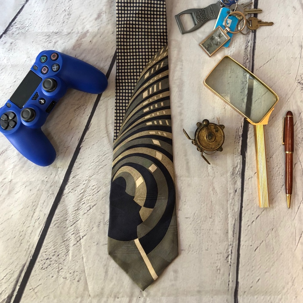 LAST CHANCE Alexander Lloyd Tie in Art Deco